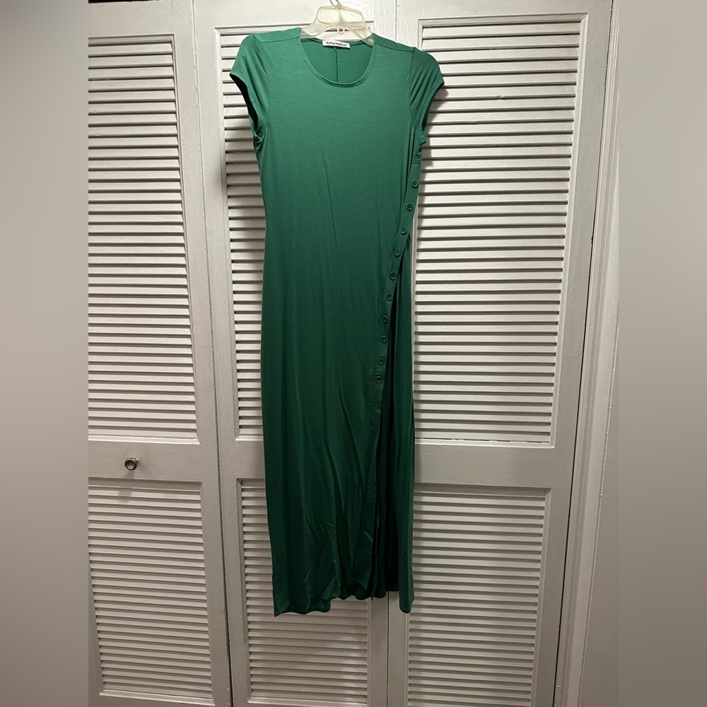 Worn Once Reformation Green Midi Cap Sleeve Dress with Button Side Detail